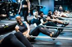 对于健美成长史理