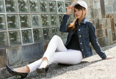 健美裤上衣搭配