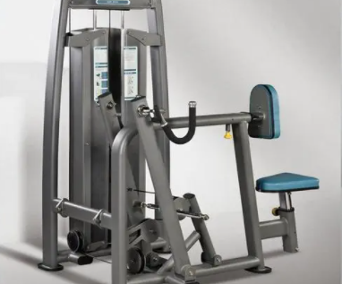 健美二头肌器材锻炼