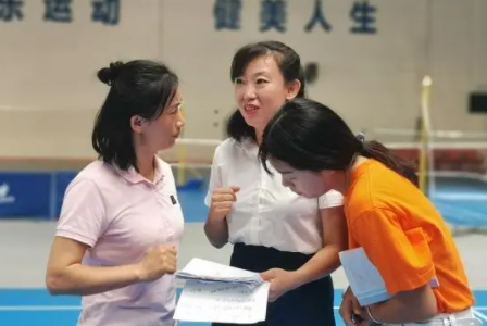 青年教师健美操作