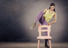 坚强健美女孩男女